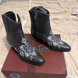 Embroidered Black Ankle Boots